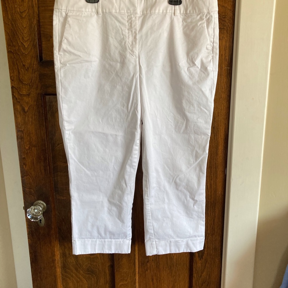 ANN TAYLOR FACTORY WHITE CUFFED CROPPED PANTS